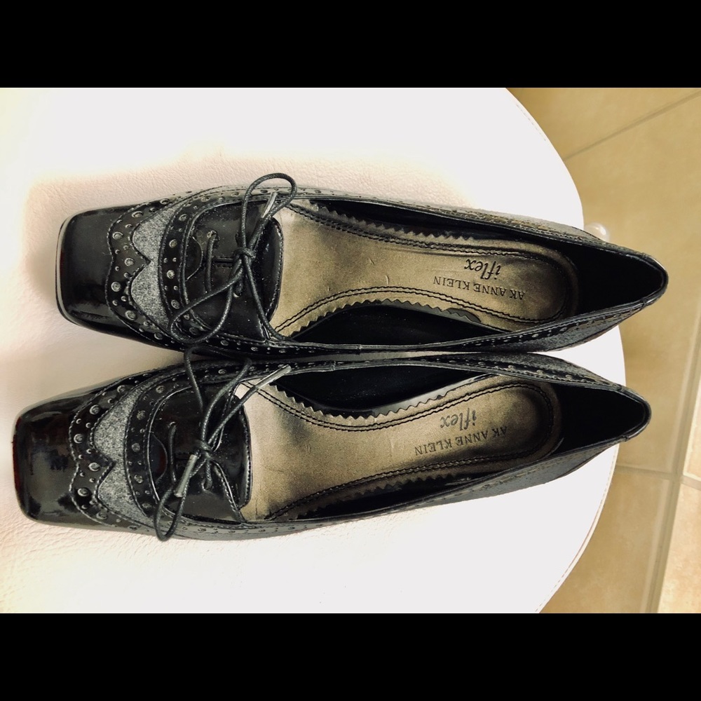 Brand New Black/Grey Anne Klein Shoes, size 7.5